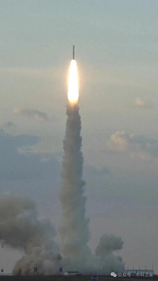 濟(jì)鋼1號(hào)、濟(jì)鋼2號(hào)衛(wèi)星發(fā)射成功