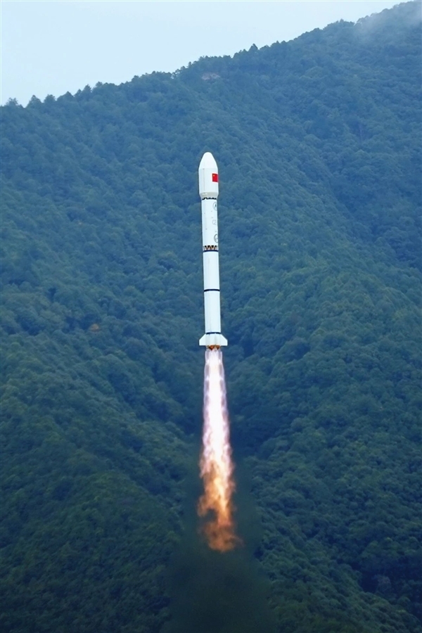 中國(guó)衛(wèi)星應(yīng)用大會(huì)首次京外召開(kāi)傳遞哪些信號(hào)？
