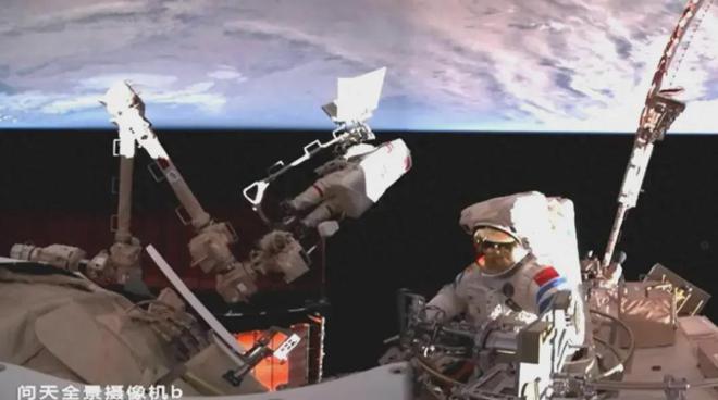中國隱藏實力？美媒：神十九乘組首次出艙9小時6分領先NASA