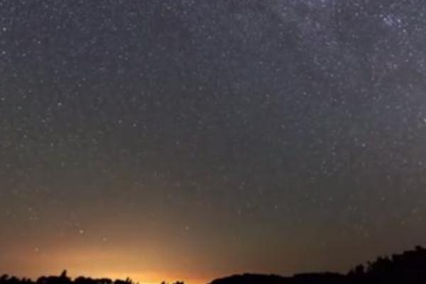 一箭十星捷龍三號遙五運載火箭海上發(fā)射問鼎蒼穹(圖1)